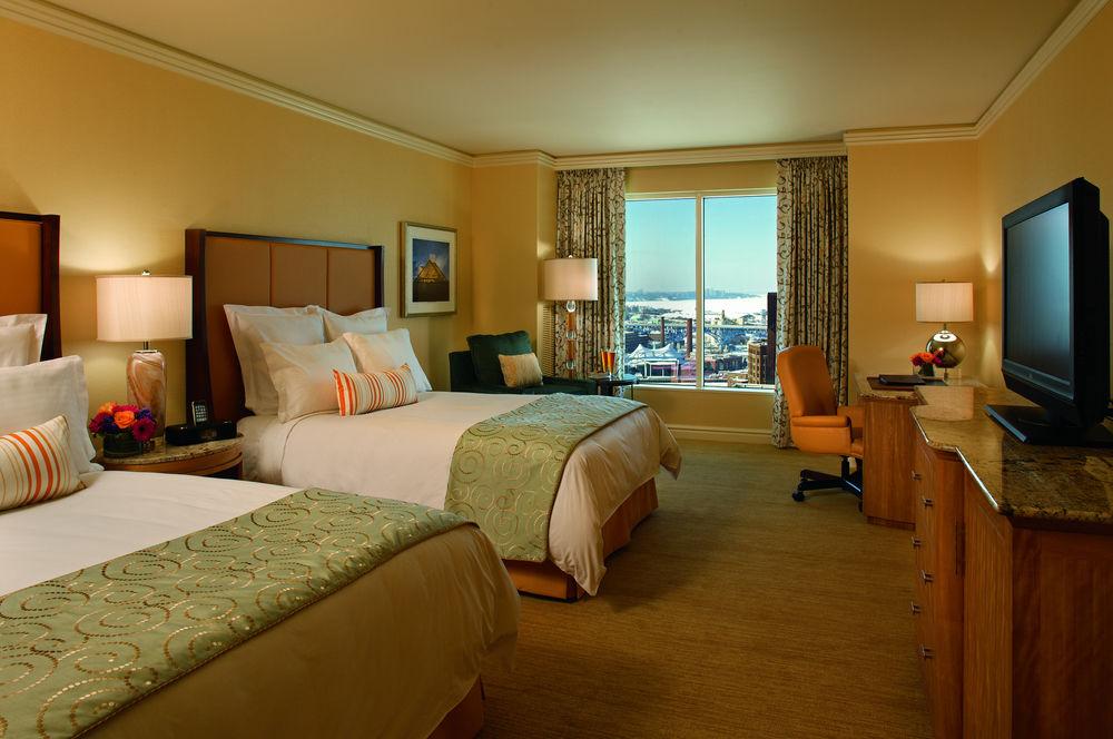 The Ritz-Carlton, Cleveland Hotell Exteriör bild